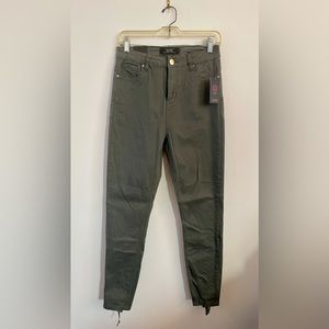 NWT olive green skinny pants
